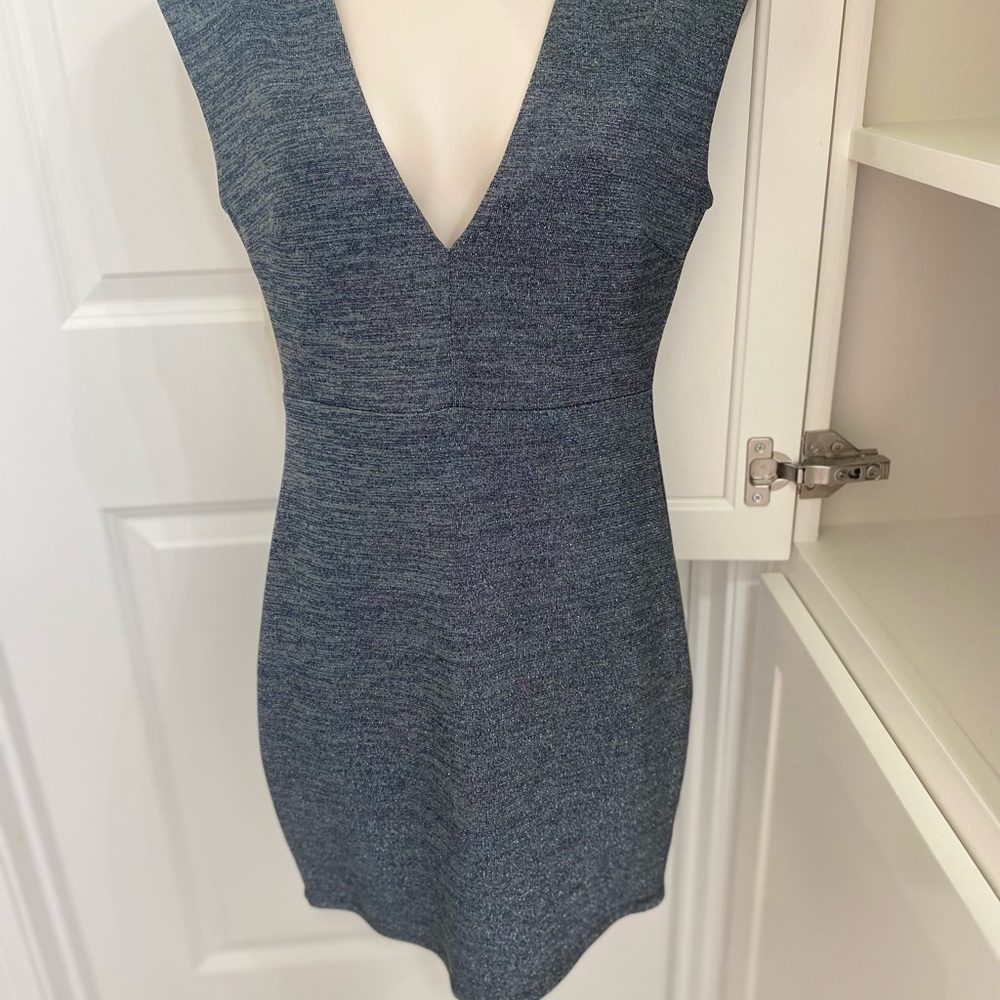 Nwt beautiful  Blue teal  v shimmer Sleeveless Dress